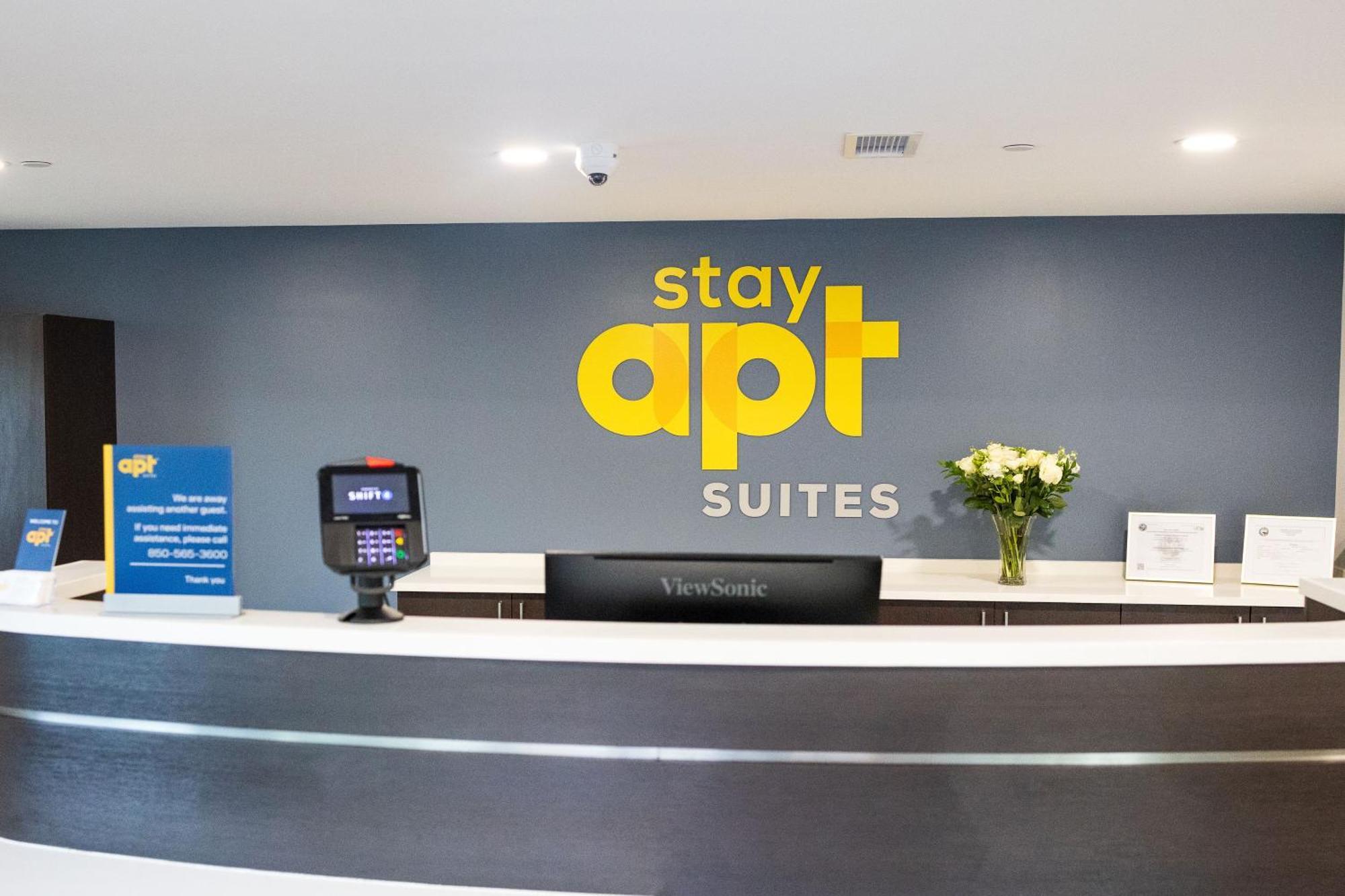 Stayapt Suites Ocala Bagian luar foto